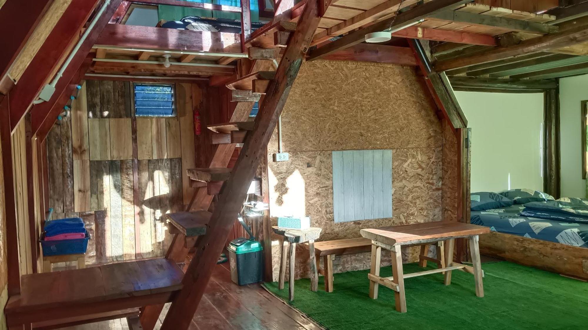 מאה הונג סון ไร่นิธิสุนทร Nithisoonthon Farmstay מראה חיצוני תמונה